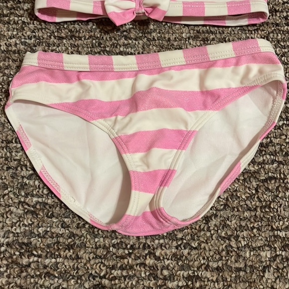 Xhilaration girls swim set - Picture 2 of 5